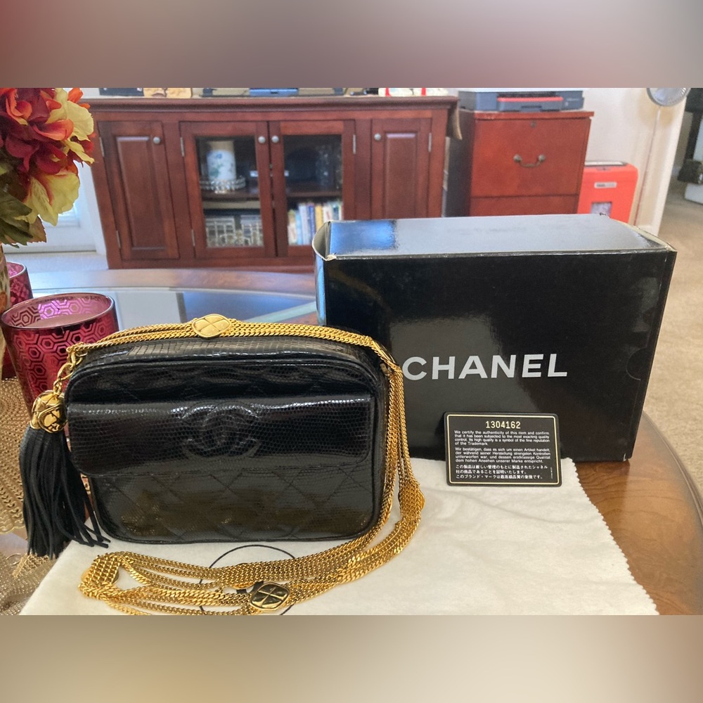 Pre-Loved Authentic Vintage CHANEL Black Lizard Handbag